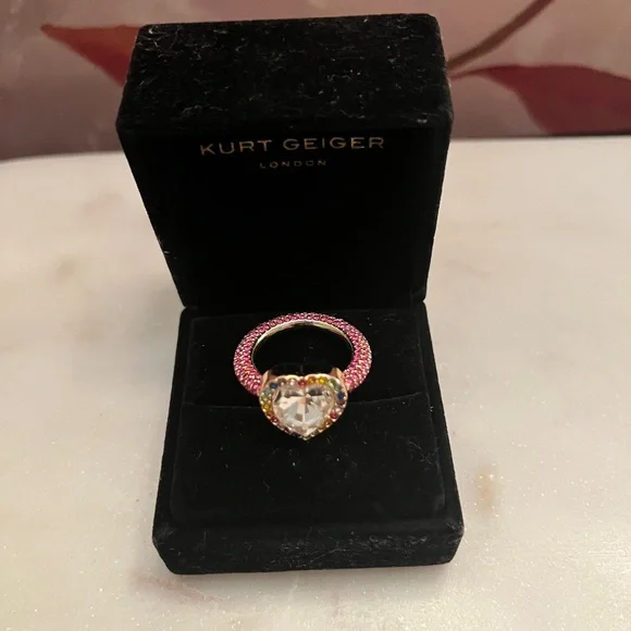 Kurt Geiger London Pink Heart Crystal Halo Ring -Sz. 7 - Excellent Condition - Picture 10 of 10